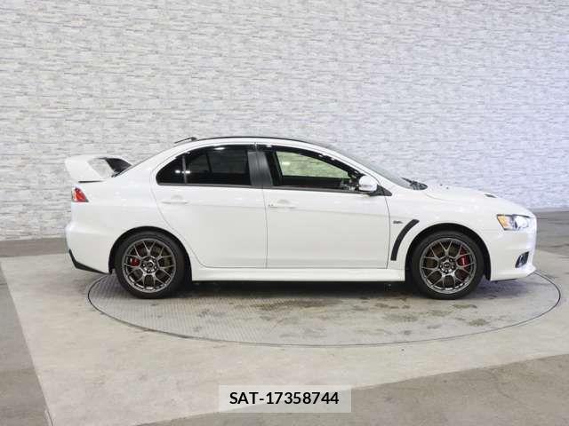 Mitsubishi LANCER 2015-08 7220459-13