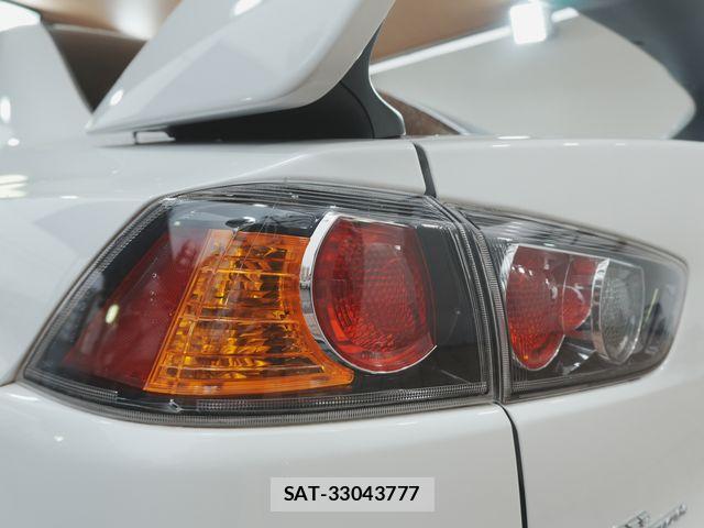 Mitsubishi LANCER 2011-04 8245586-24