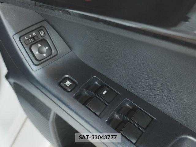 Mitsubishi LANCER 2011-04 8245586-27