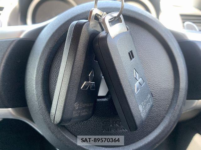 Mitsubishi LANCER 2013-02 8413094-12