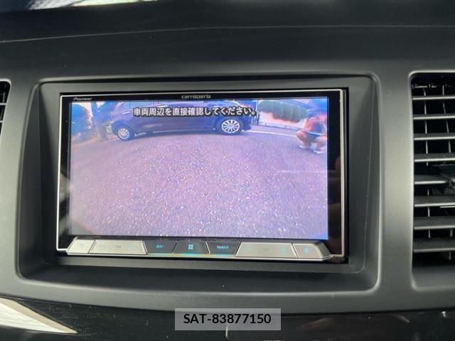 Mitsubishi LANCER 2015-03 8562310-21