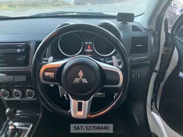 Mitsubishi LANCER 2012-01 8829728-20