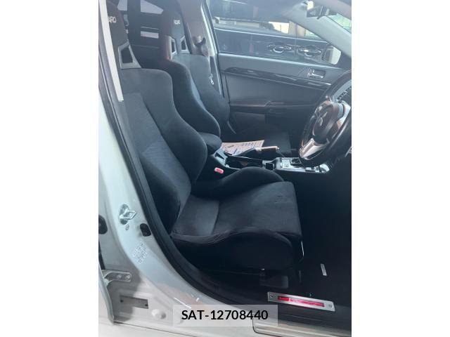 Mitsubishi LANCER 2012-01 8829728-24