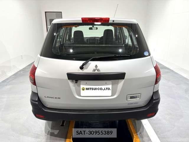 Mitsubishi LANCER CARGO 2018-03 1016240-6