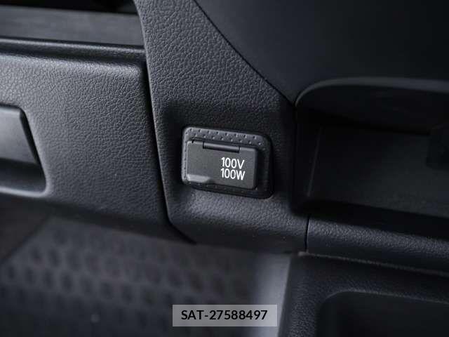 Mitsubishi LANCER CARGO 2017-06 8036241-4