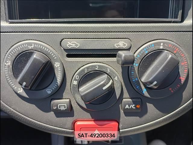 Mitsubishi LANCER CARGO 2015-06 8413107-11