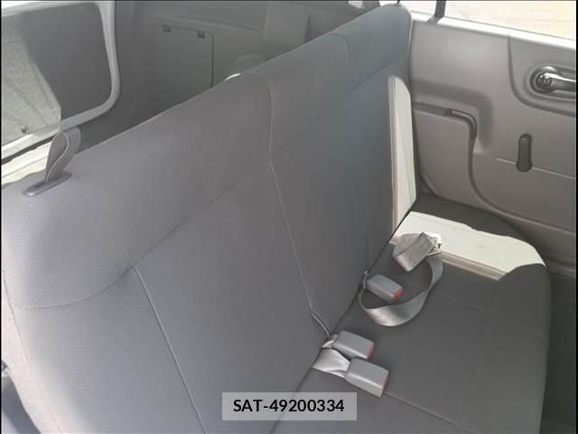 Mitsubishi LANCER CARGO 2015-06 8413107-15