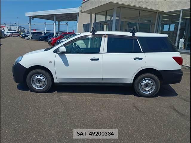 Mitsubishi LANCER CARGO 2015-06 8413107-4