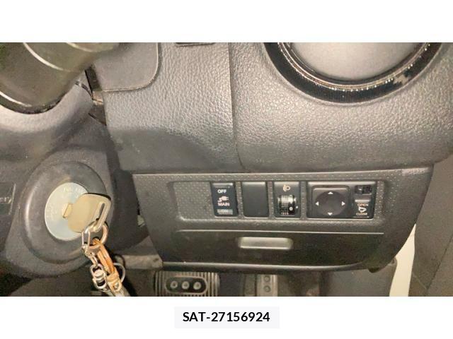 Mitsubishi LANCER CARGO 2016-07 8849485-12