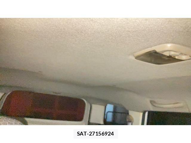Mitsubishi LANCER CARGO 2016-07 8849485-18