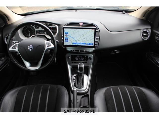 Lancia DELTA 2012-06 1052972-6