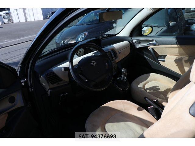 Lancia Ypsilon 2006-08 2962436-6