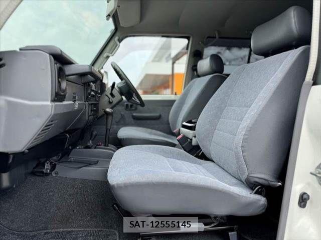 Toyota LAND CRUISER 2000-11 7617409-16