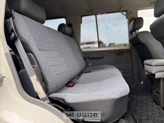 Toyota LAND CRUISER 2000-11 7617409-18