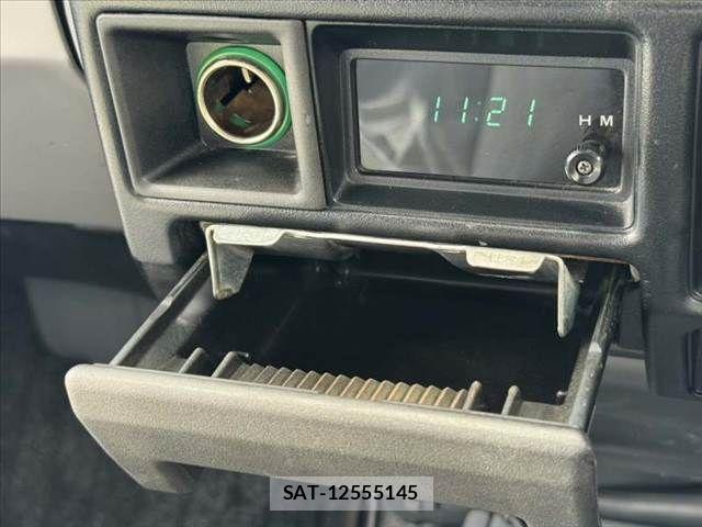 Toyota LAND CRUISER 2000-11 7617409-23