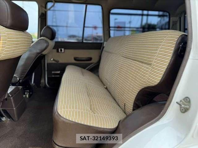 Toyota LAND CRUISER 1981-06 8315021-17