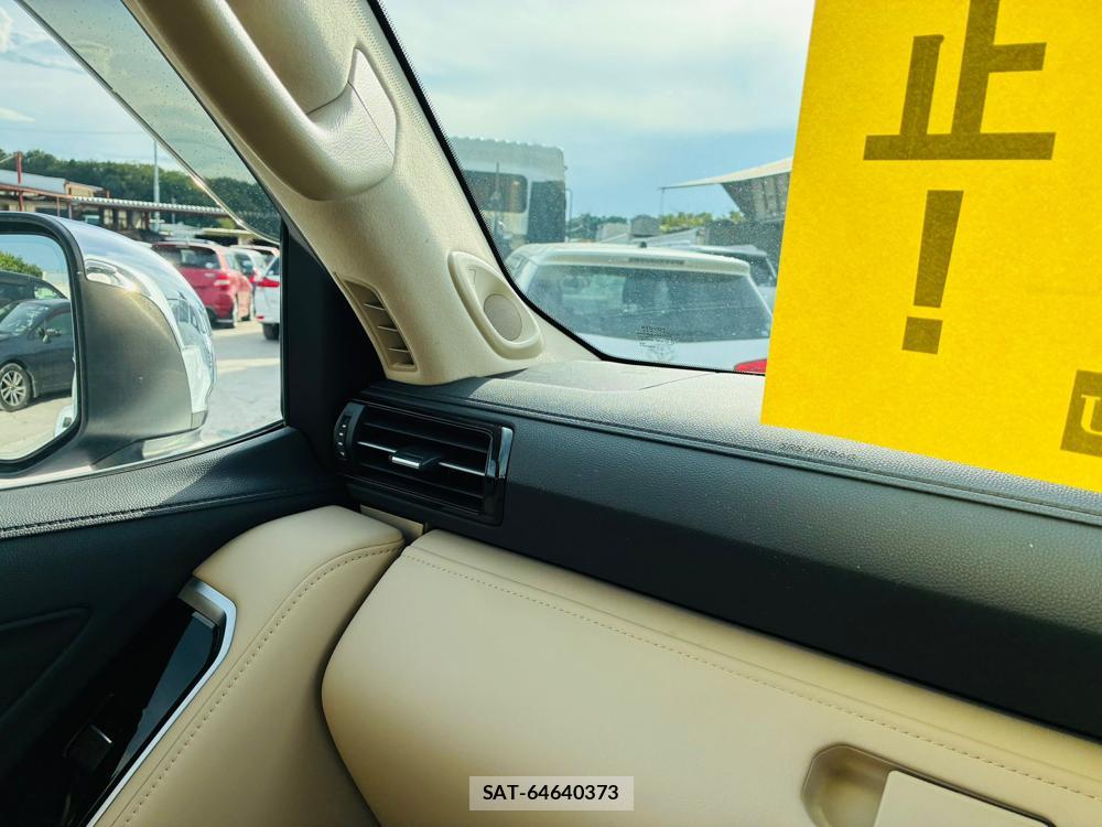Toyota LAND CRUISER 2021-08 8278669-17