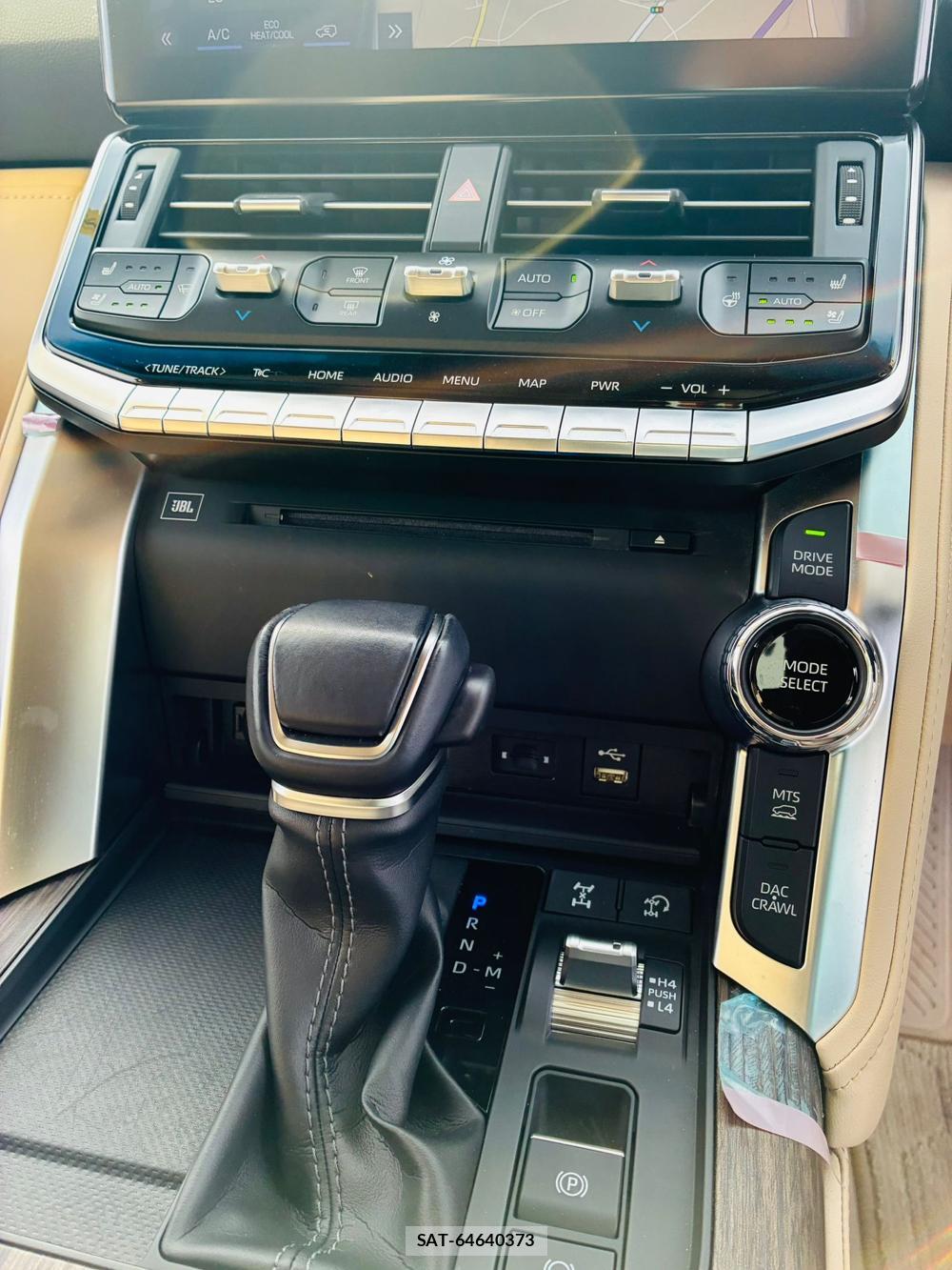 Toyota LAND CRUISER 2021-08 8278669-20