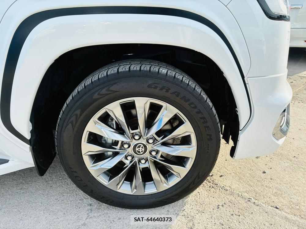 Toyota LAND CRUISER 2021-08 8278669-28