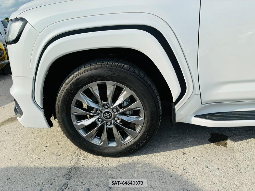 Toyota LAND CRUISER 2021-08 8278669-29