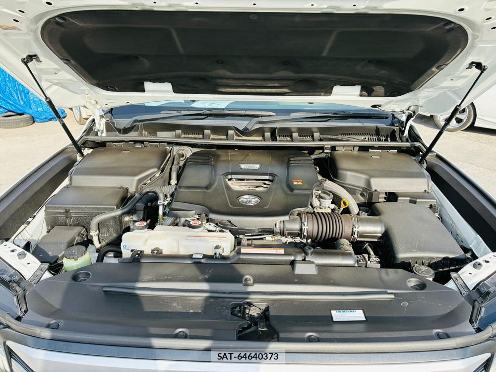 Toyota LAND CRUISER 2021-08 8278669-38