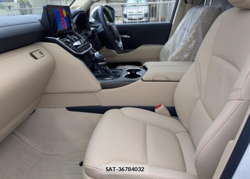 Toyota LAND CRUISER 2025-04 8860477-12