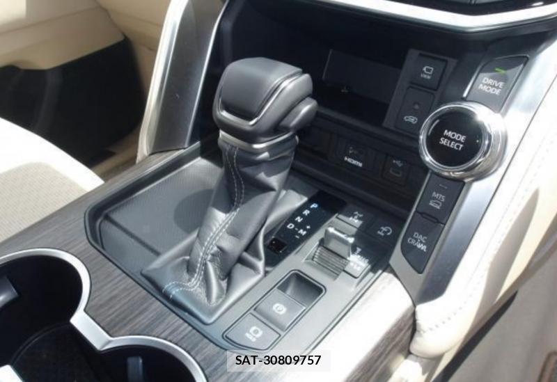 Toyota LAND CRUISER 2025-08 8860510-12