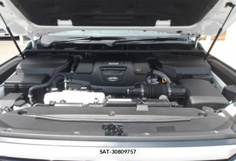Toyota LAND CRUISER 2025-08 8860510-15