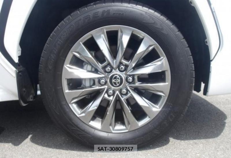 Toyota LAND CRUISER 2025-08 8860510-16