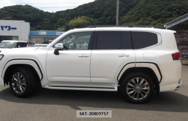 Toyota LAND CRUISER 2025-08 8860510-1