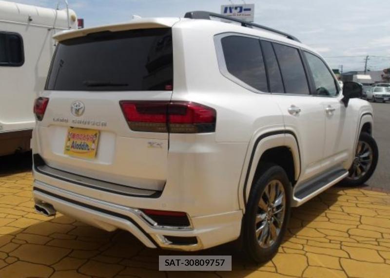 Toyota LAND CRUISER 2025-08 8860510-4