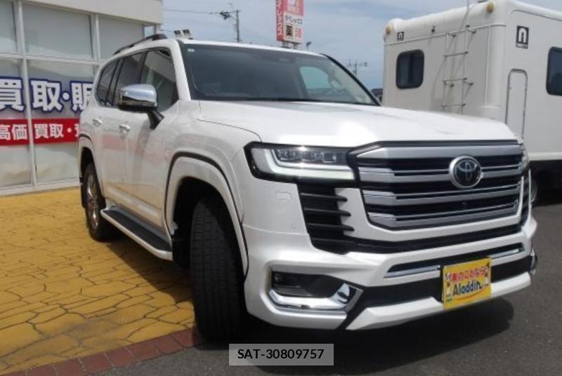 Toyota LAND CRUISER 2025-08 8860510-6