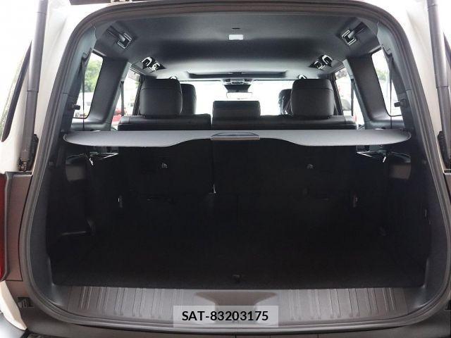 Toyota Land Cruiser 250 2024-01 1052978-17