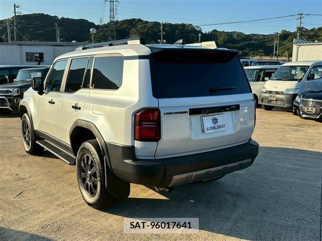 Toyota Land Cruiser 250 2024-06 1322063-10
