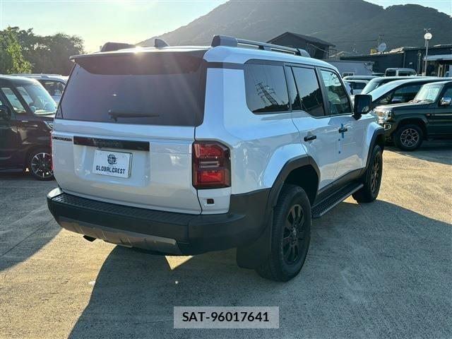 Toyota Land Cruiser 250 2024-06 1322063-12