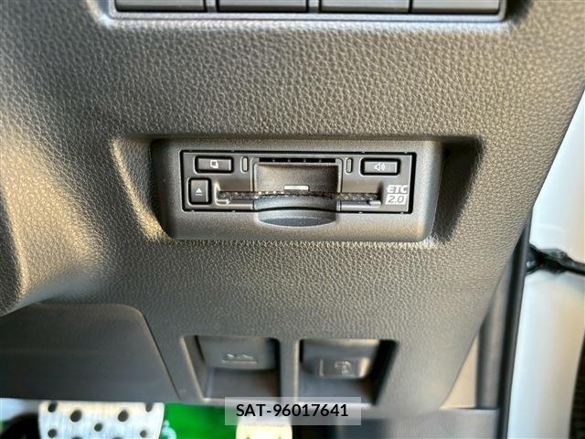 Toyota Land Cruiser 250 2024-06 1322063-21