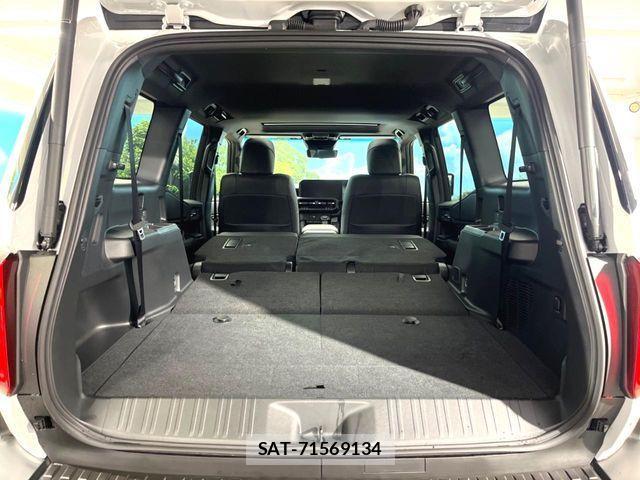 Toyota Land Cruiser 250 2025-06 3673448-9