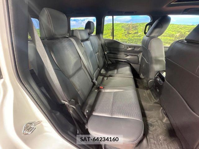 Toyota Land Cruiser 250 2025-02 3906806-8