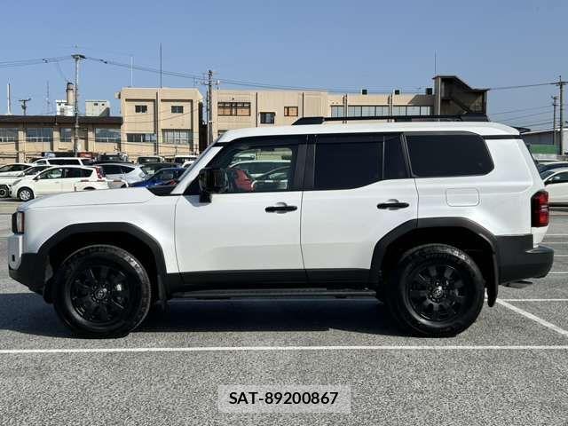 Toyota Land Cruiser 250 2024-06 3906780-13