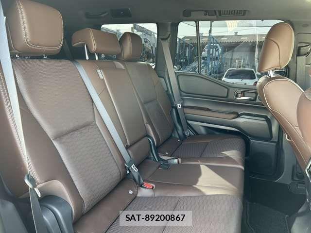 Toyota Land Cruiser 250 2024-06 3906780-3