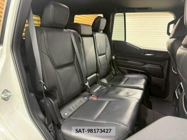 Toyota Land Cruiser 250 2024-07 4139751-9