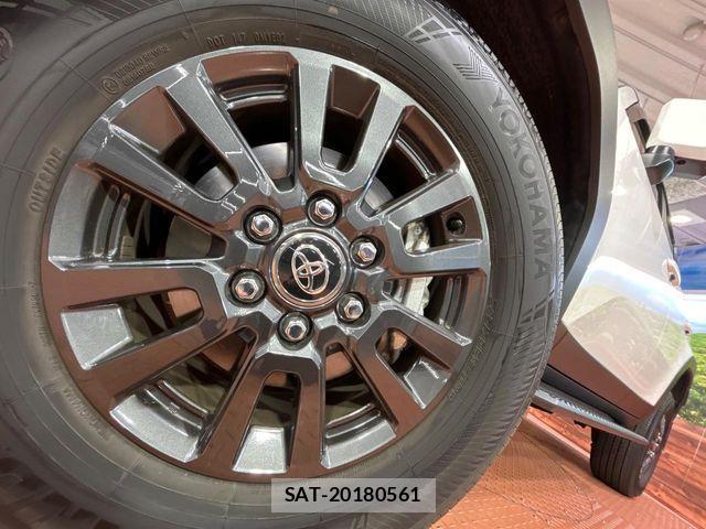 Toyota Land Cruiser 250 2024-12 4241598-10