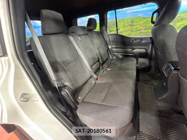 Toyota Land Cruiser 250 2024-12 4241598-12