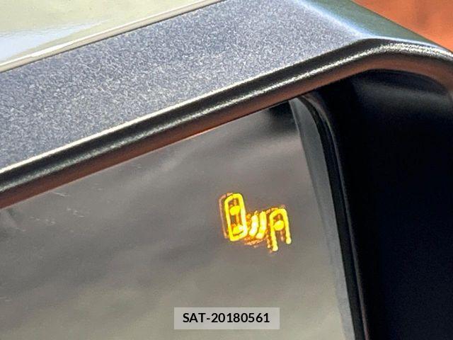 Toyota Land Cruiser 250 2024-12 4241598-5
