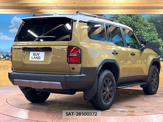 Toyota Land Cruiser 250 2024-06 4392968-18