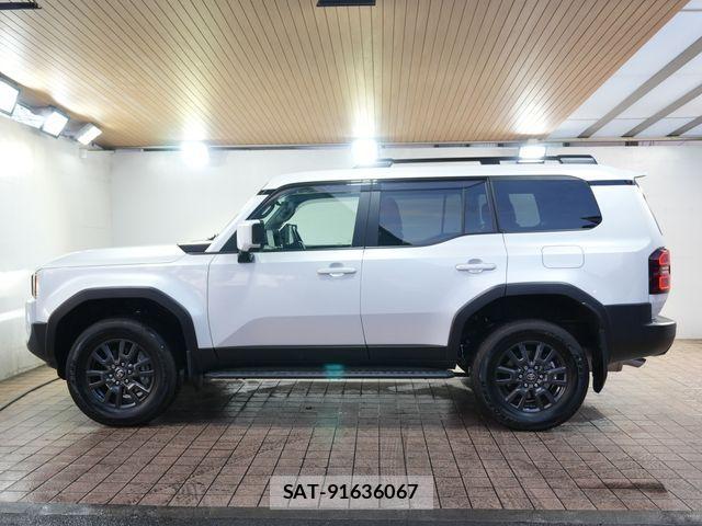 Toyota Land Cruiser 250 2025-02 4594802-8