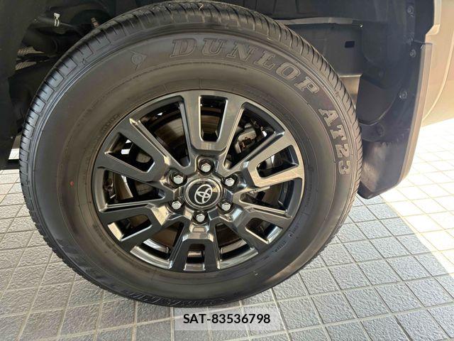 Toyota Land Cruiser 250 2024-05 4962215-6