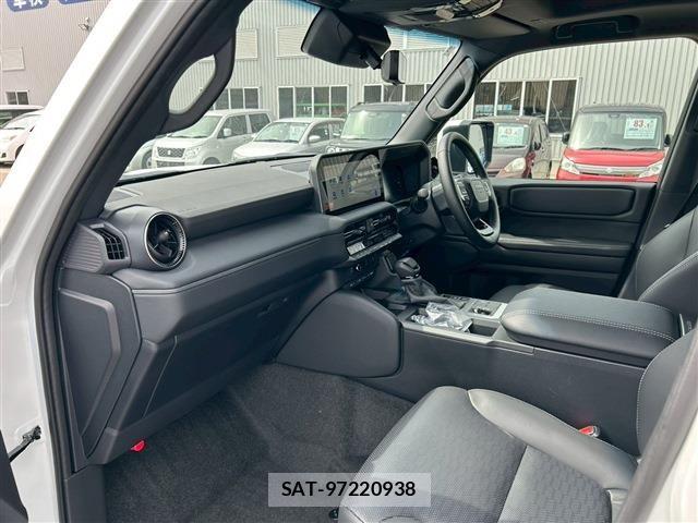 Toyota Land Cruiser 250 2025-03 6244897-11
