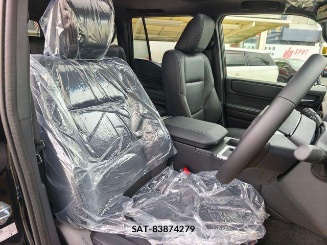 Toyota Land Cruiser 250 2026-04 6526440-3