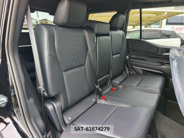 Toyota Land Cruiser 250 2026-04 6526440-4